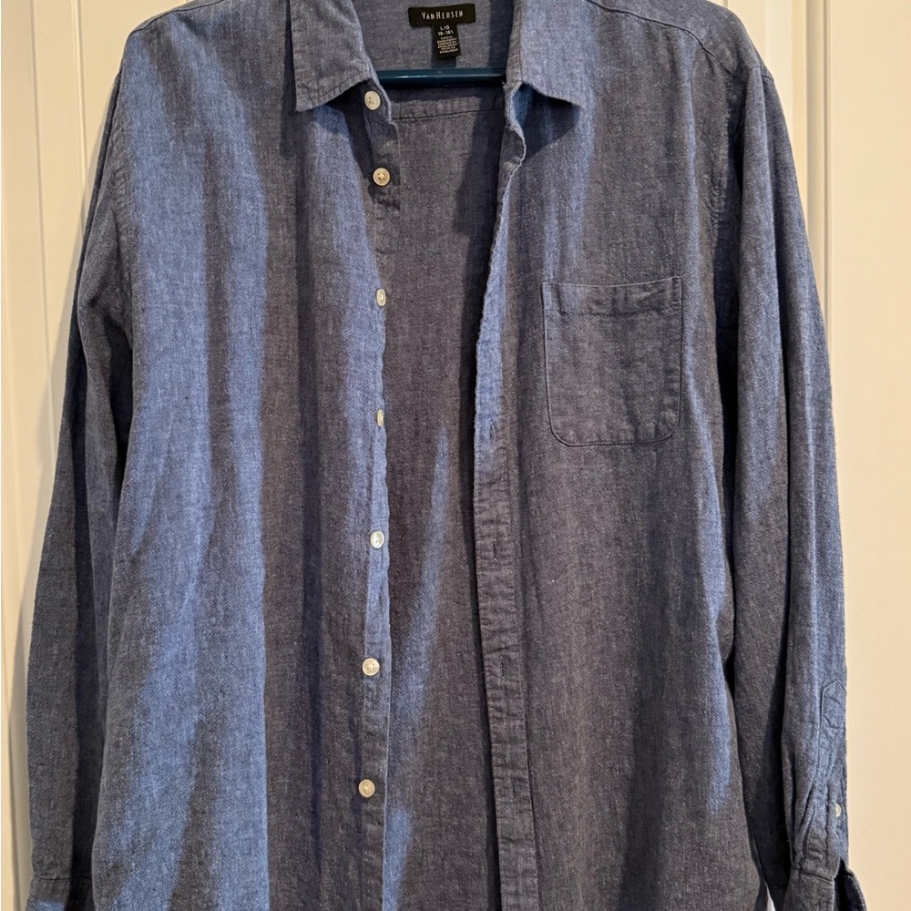 Van Heusen Chambray Men’s Button Up Shirt
